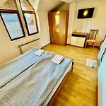 Pensión Tm House - Private