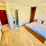 Pensión Tm House - Private
