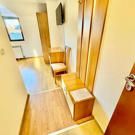 Tm House - Private Affittacamere 3*
