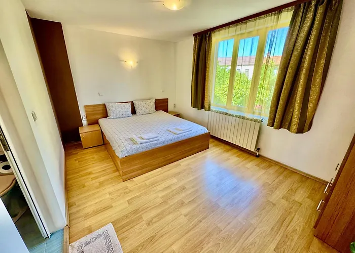 Tm House - Private 班斯科